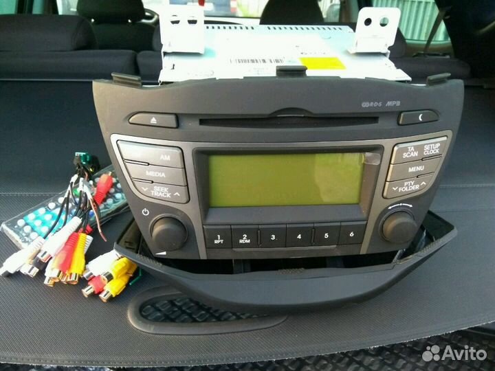 Штатная магнитола Hyundai ix35 новая