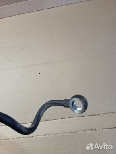 Трубка гидроподвески задняя левая Toyota Land