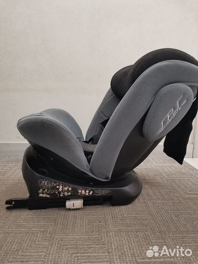 Автомобильное детское кресло с изофикс