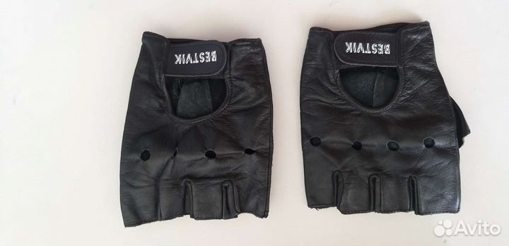 Мужские перчатки без пальцев