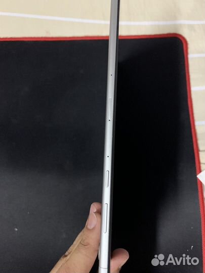 Lenovo Tab M10 FHD Plus