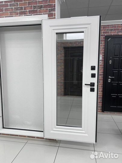 Дверь входная с терморазрывом