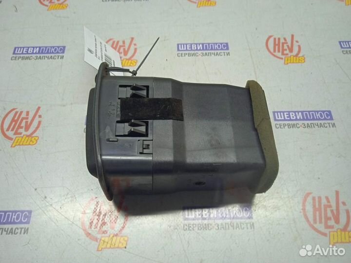 Дефлектор торпеды Cadillac Escalade