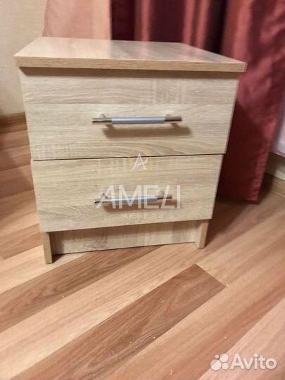 Тумба прикроватная