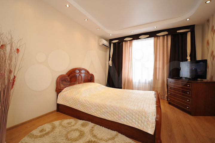 1-к. квартира, 43 м², 2/5 эт.