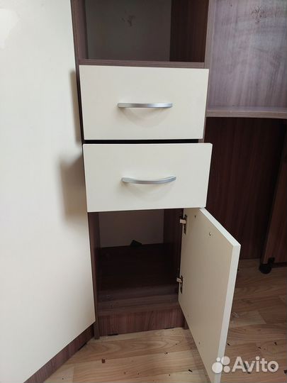 Продам кровать-чердак с рабочим местом