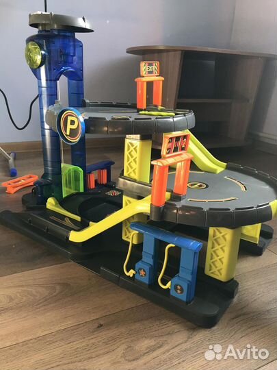 Трек парковка ELC