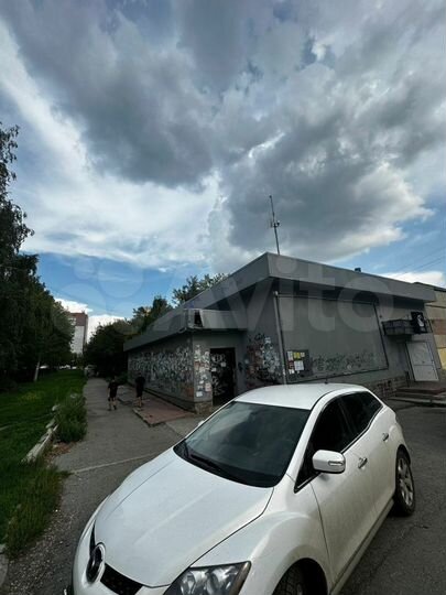 Здание и земля на Новой Сортировке