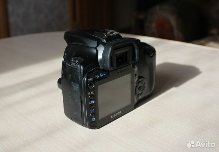 Canon EOS Kiss Digital X