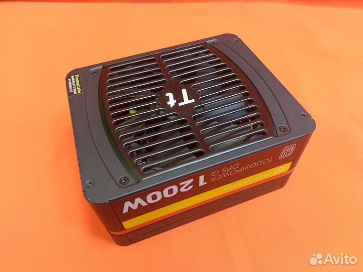 Блок питания Thermaltake Toughpower 1200w