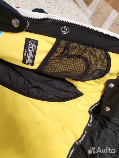 Горнолыжная куртка женская 42 44