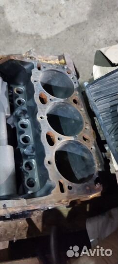 Продам блок двс L35 4.3 Блейзер