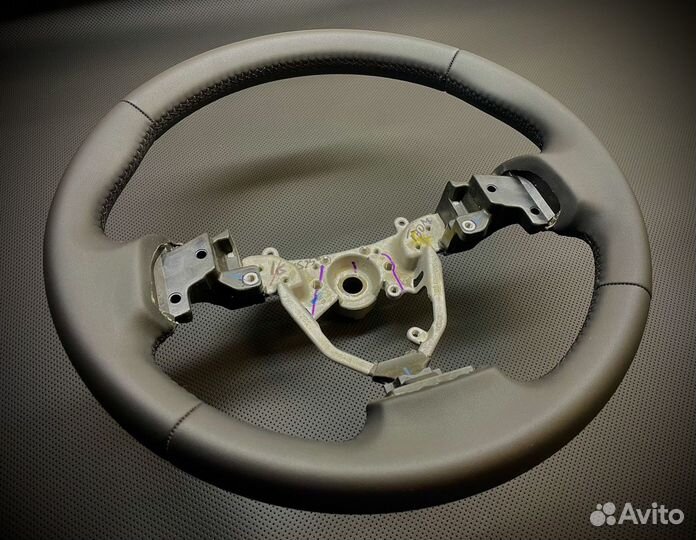 Руль Лексус is 250 ис 250