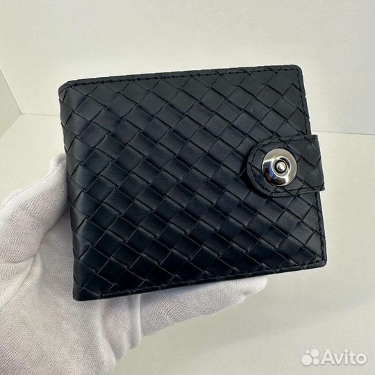 Мужские кошельки