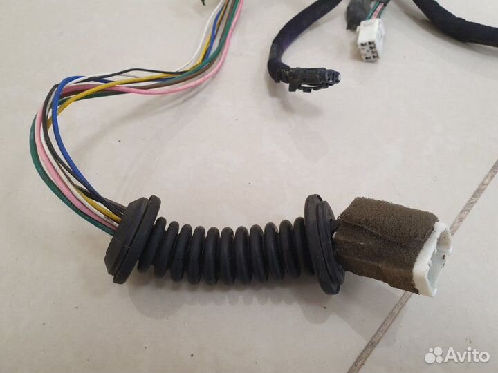 Проводка двери задняя Hyundai Accent LC G4EC 2007