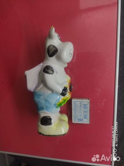 Фигурка керамика бычок