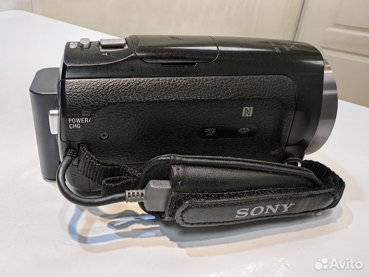 Видеокамера Sony HDR-CX620