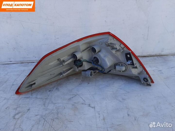 Фонарь задний правый Nissan Teana J32 2010