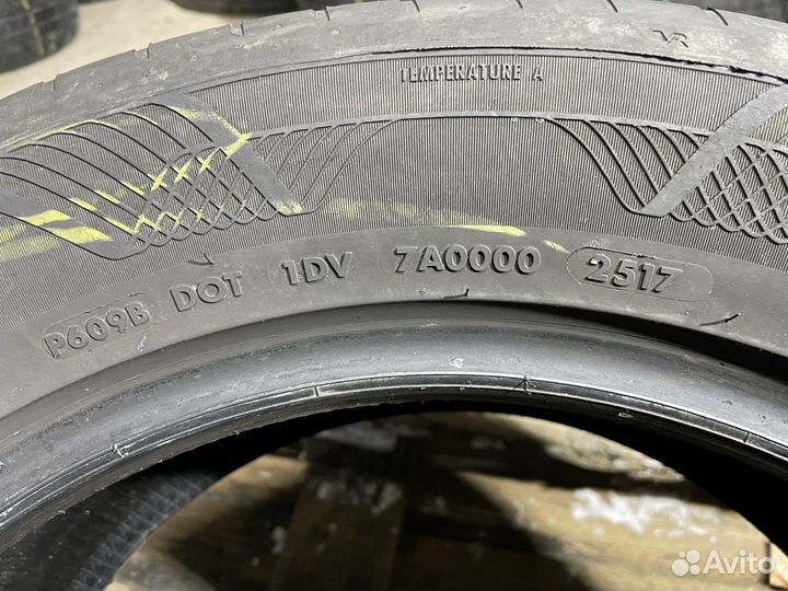 Vredestein Ultrac Satin 235/55 R17