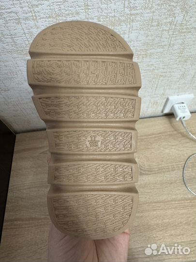 Ботинки весенние