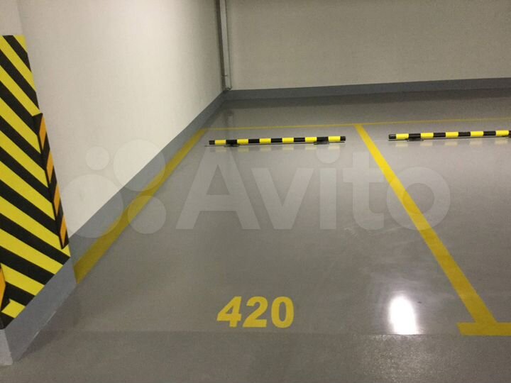 Машиноместо, 13 м²