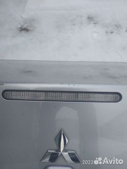 Фонарь задний Мицубиси Лансер 10