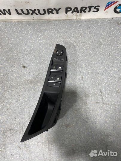 Блок кнопок стеклоподъемников Bmw 5 F10 528I