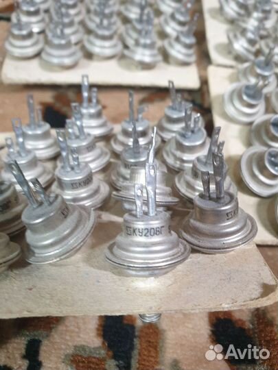 Теристоры ку208г