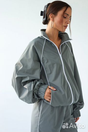 Спортивный костюм женский