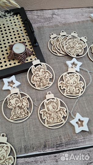 Ёлочные шары игрушки