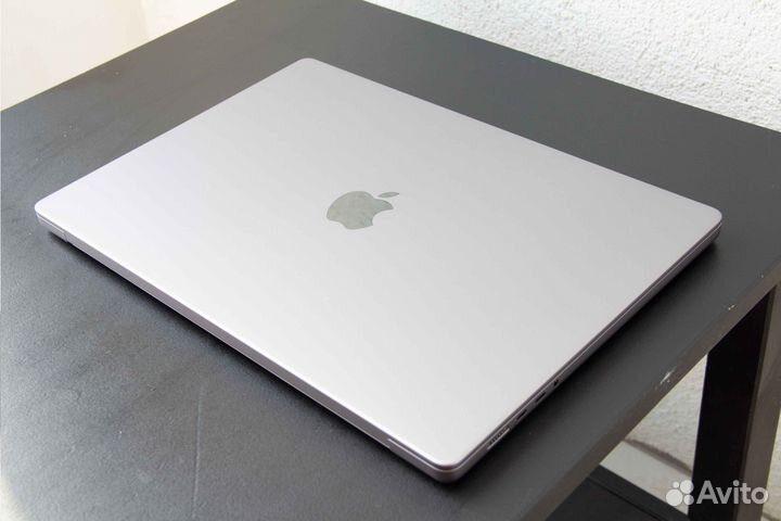 Macbook Pro 16 M1 MAX (1TB/32 RAM/32 GPU/10CPU)