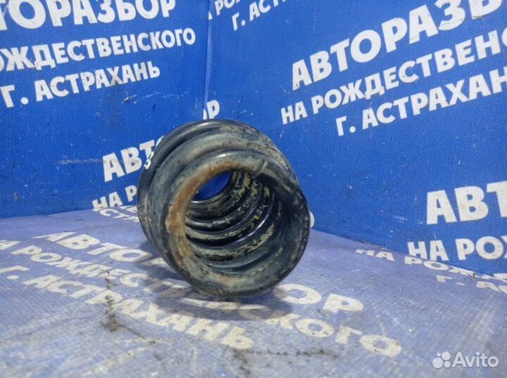 Передняя пружина Volkswagen Passat B5 седан 2002