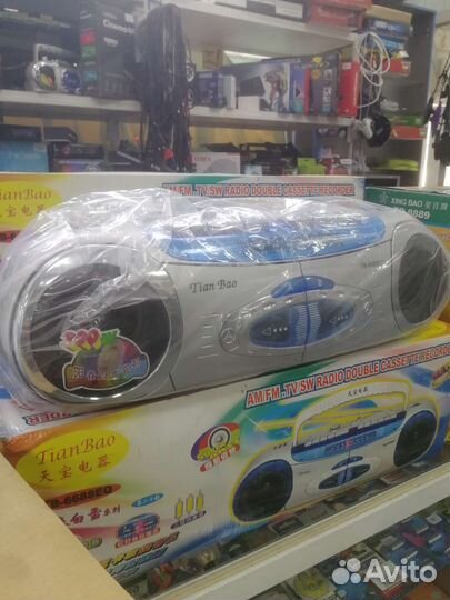 Магнитофон новый