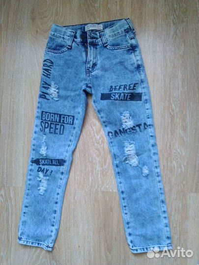Джинсы новые
