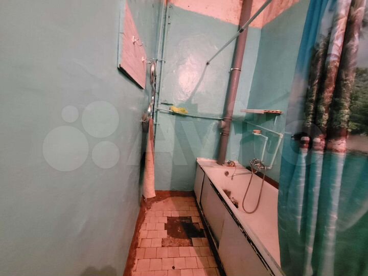 Комната 20 м² в 1-к., 1/4 эт.