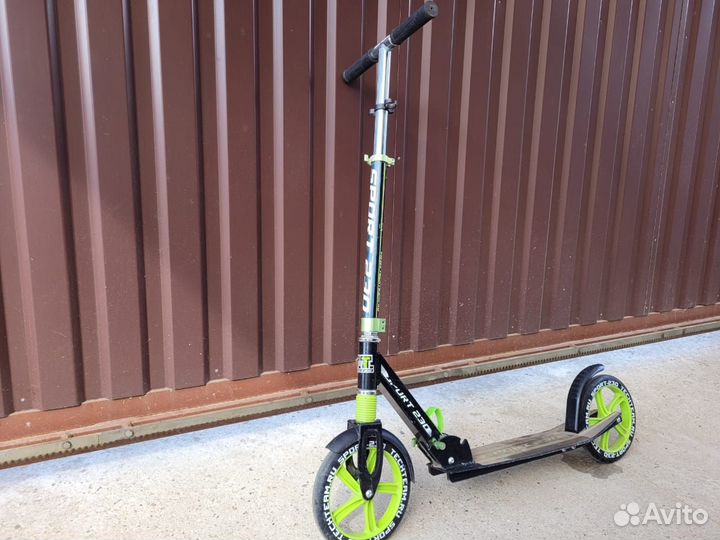 Продам самокат Tech Team 230 Sport