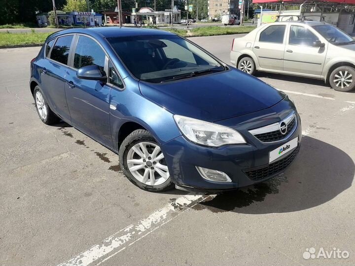 Opel Astra 1.6 МТ, 2012, 166 000 км