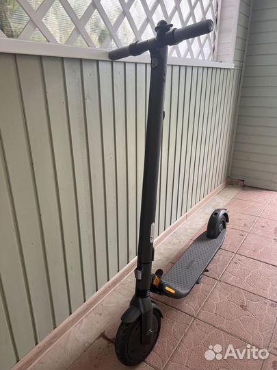 Ninebot KickScooter E25A, до 100 кг, черный