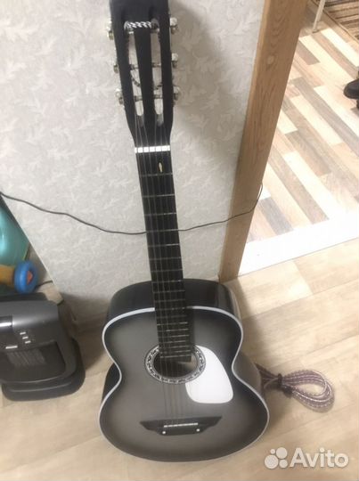 Электроакустическая гитара