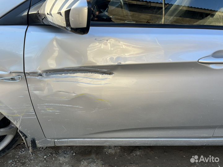 Крыло на hyundai solaris