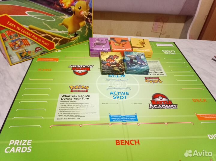 Pokemon Battle Academy + колоды карт + коврик