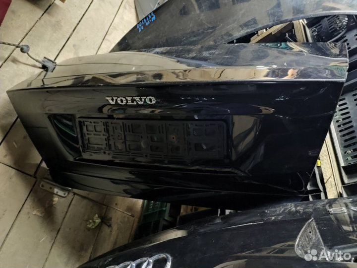 Крышка багажника Volvo S60 2000-2009