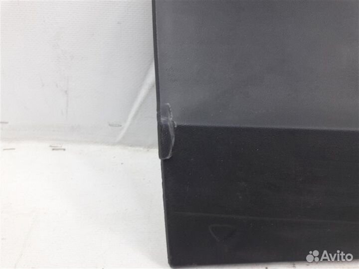 Накладка двери передняя левая Volkswagen Tiguan 2