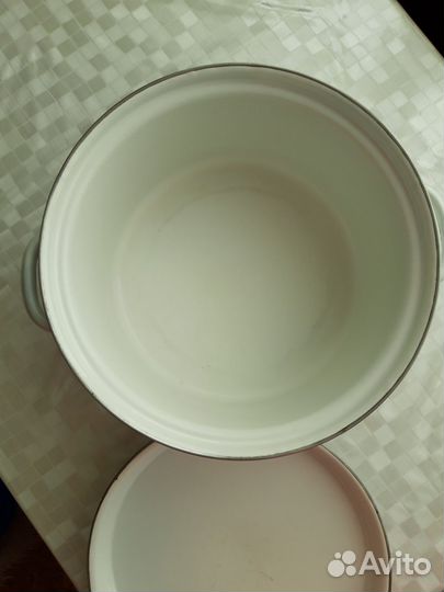 Кастрюля эмалированная 5 л СССР