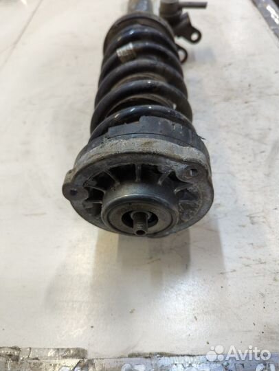 Амортизатор подвески правый передний BMW 5 F10