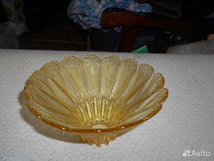 Ваза-цветное финское стекло 70 годы