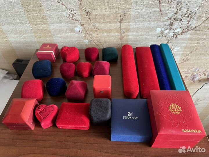 Коробки для ювелирных украшений