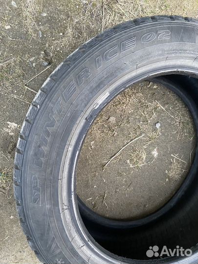 Dunlop SP Winter Ice 02 215/55 R17