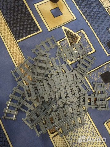 Продам поезд Лего