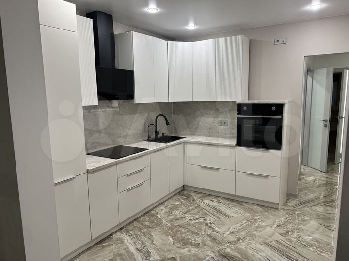 2-к. квартира, 54,3 м², 2/8 эт.